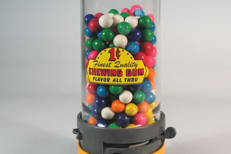 Penny King Gumball Machine